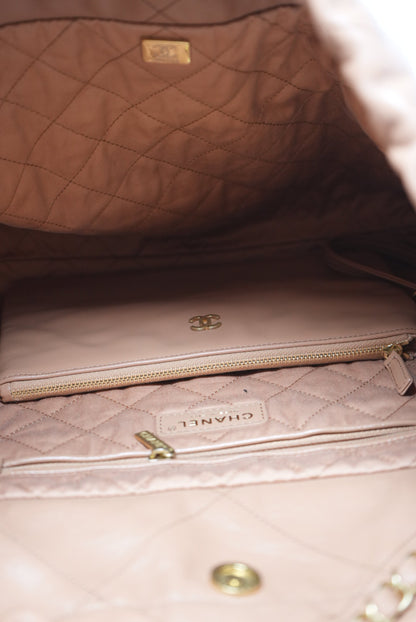 Pre-Owned Chanel 22 HandBag Calfskin Camel