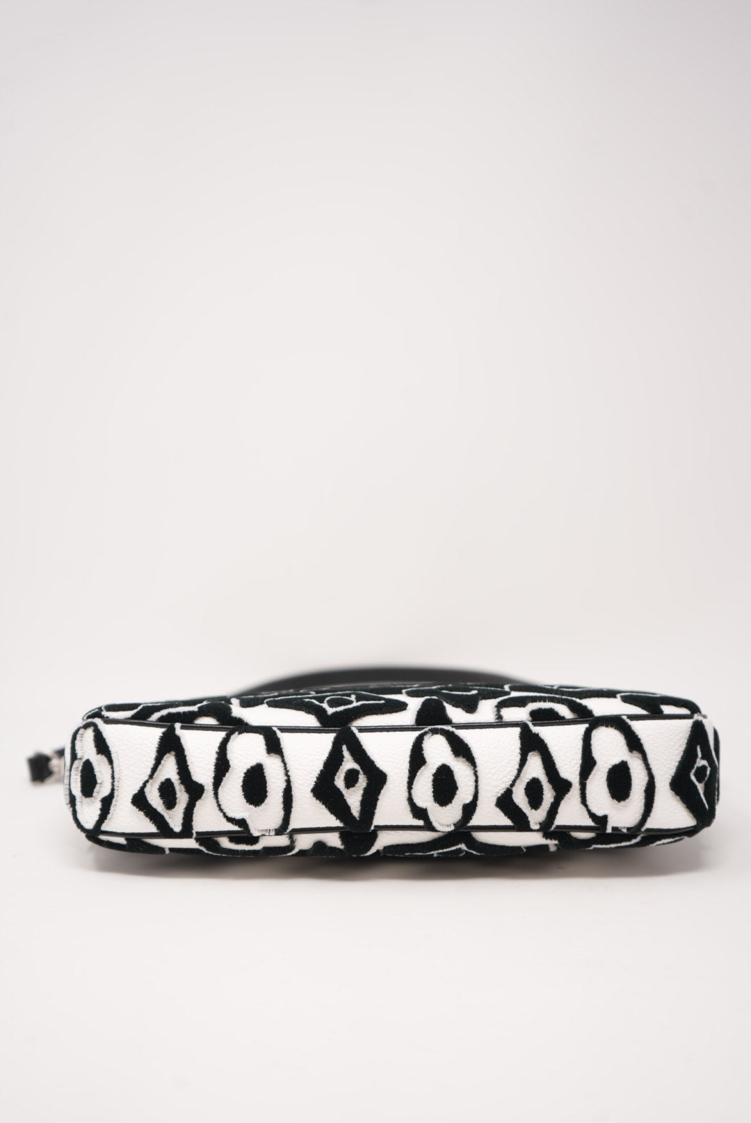 Louis Vuitton X Urs Fischer 2020 White/black Pochette Accessoires