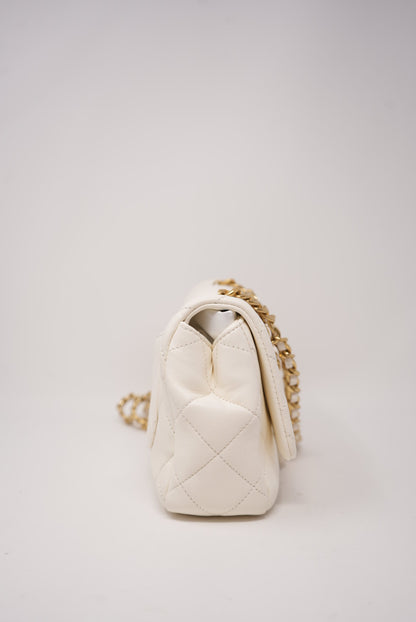 Pre-Owned Chanel SMALL FLAP BAG WITH TOP HANDLE White