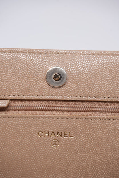 Pre-Owned Chanel Caviar Wallet On Chain Beige
