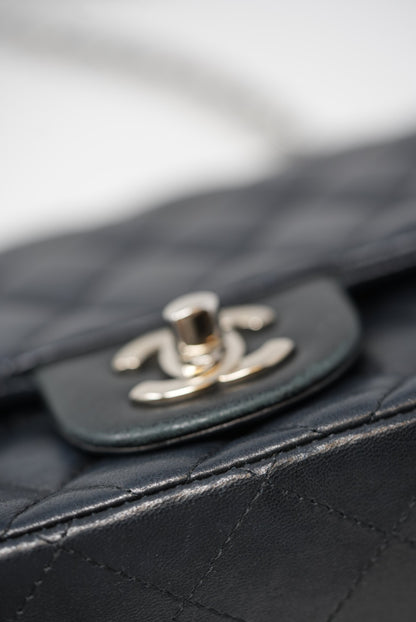 Pre-Owned Chanel Lambskin Mini Square Flap Bag 2016