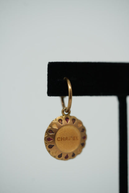 Pre-Owned Chanel Round Shaking Earrings 1999