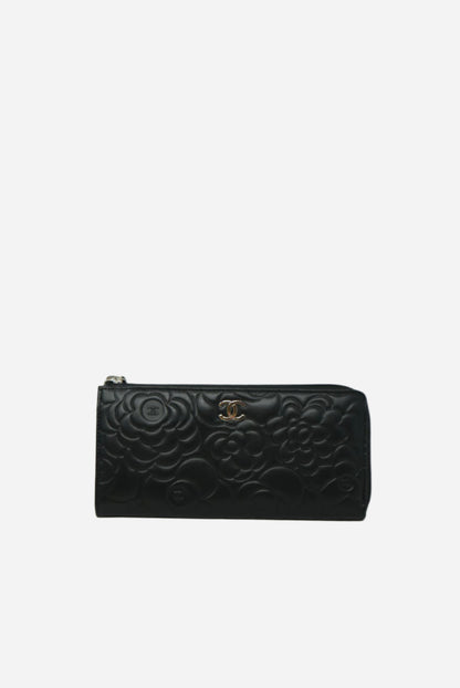 Pre-Owned Chanel Camellia Wallet Never Used 2014