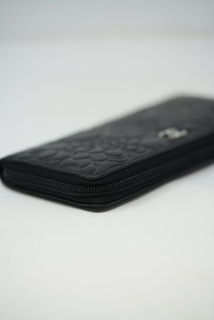 Pre-Owned Chanel Camellia Wallet Never Used 2014
