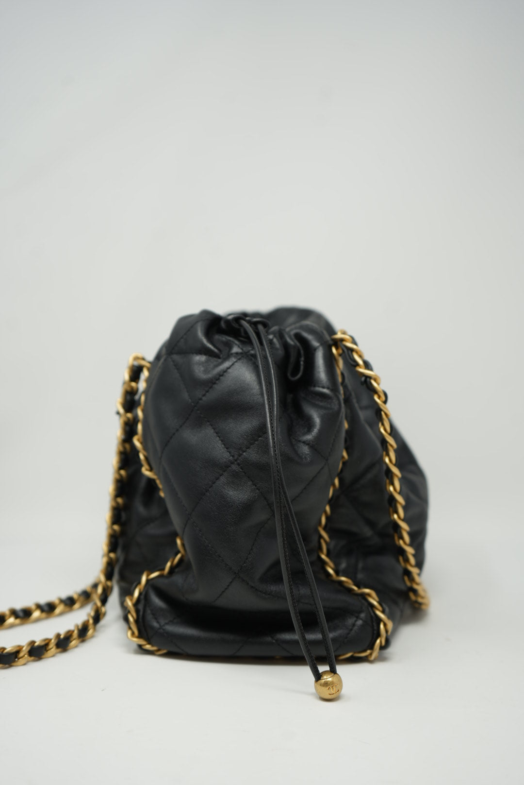 Pre-Owned Chanel 2022-2023 Calfskin Quilted Shoulder Bag
