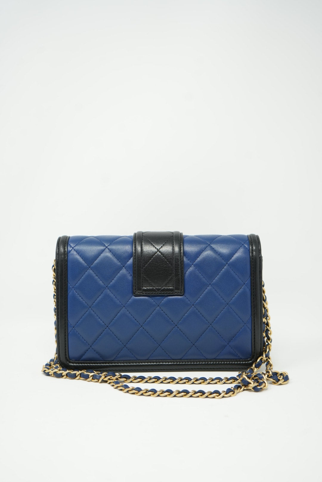 Pre-Owned Chanel Calfskin Wallet On Chain 2016