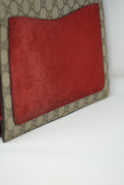 Gucci Dionysus Medium Shoulder Bag
