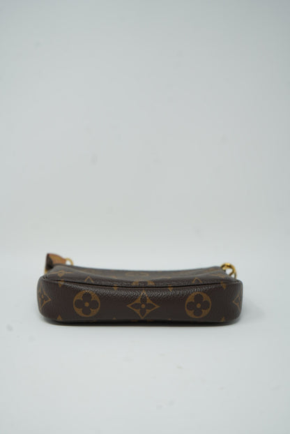 Louis Vuitton Mini Pochette Accessoires 2019