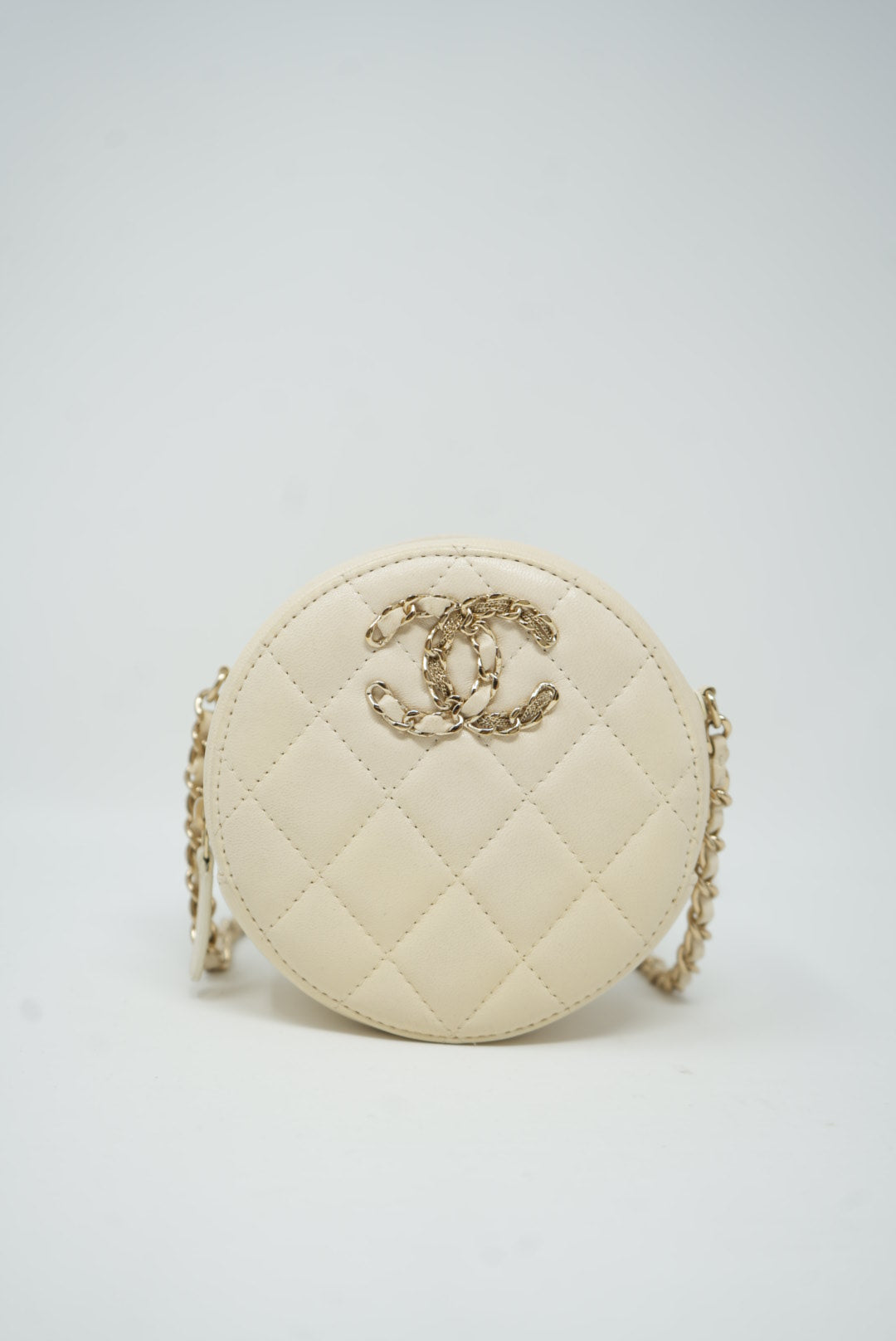 Pre-Owned CHANEL 19 Round Clutch With Chain 2020-2021