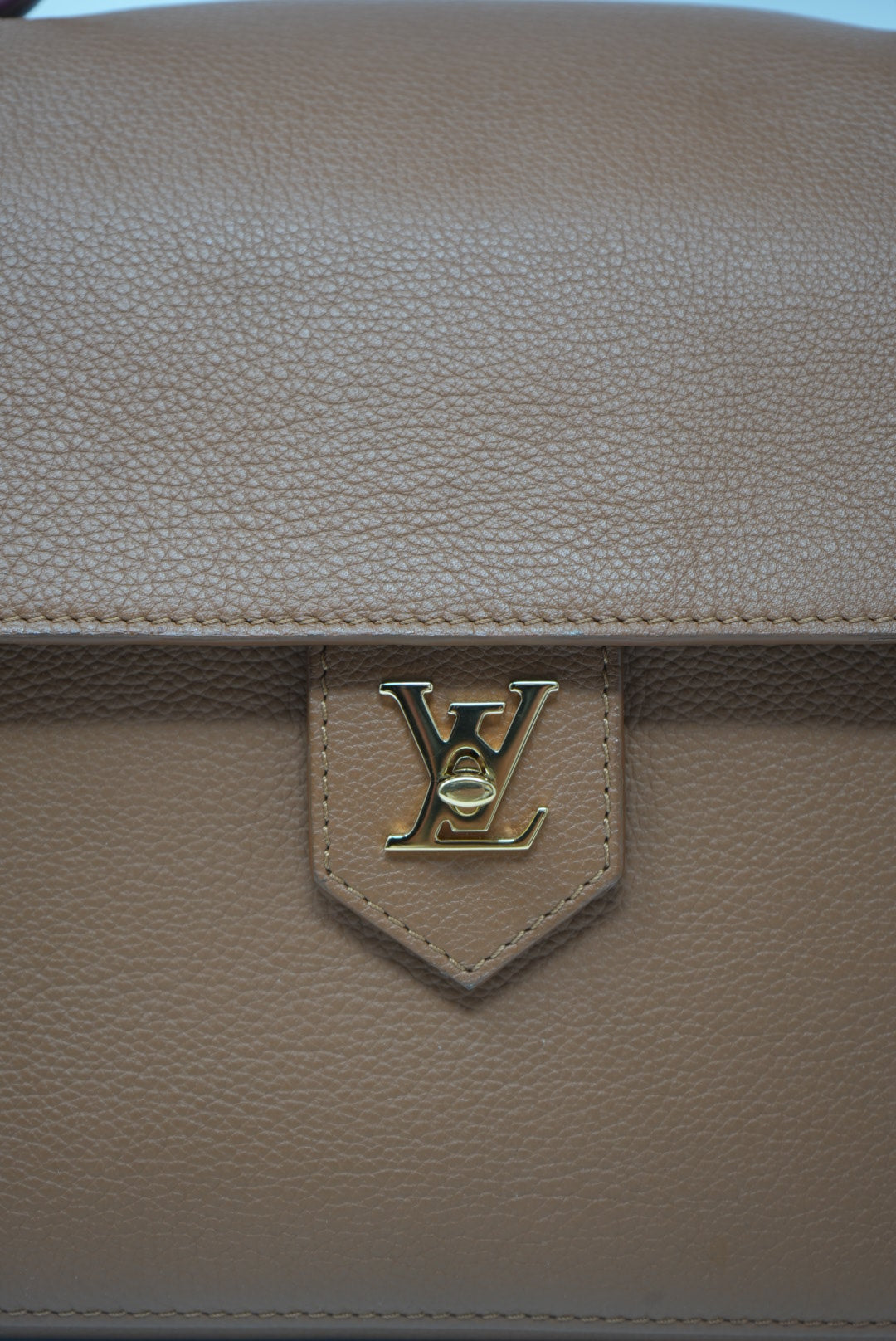 Louis Vuitton Lockme Tote 2016