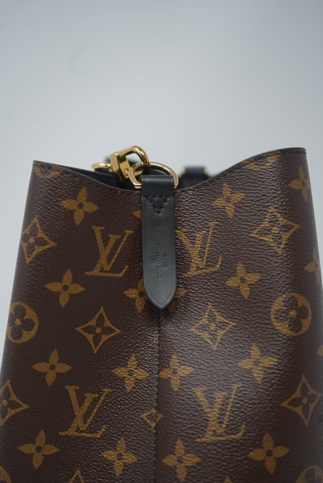 Louis Vuitton NeoNoe Handbag Monogram