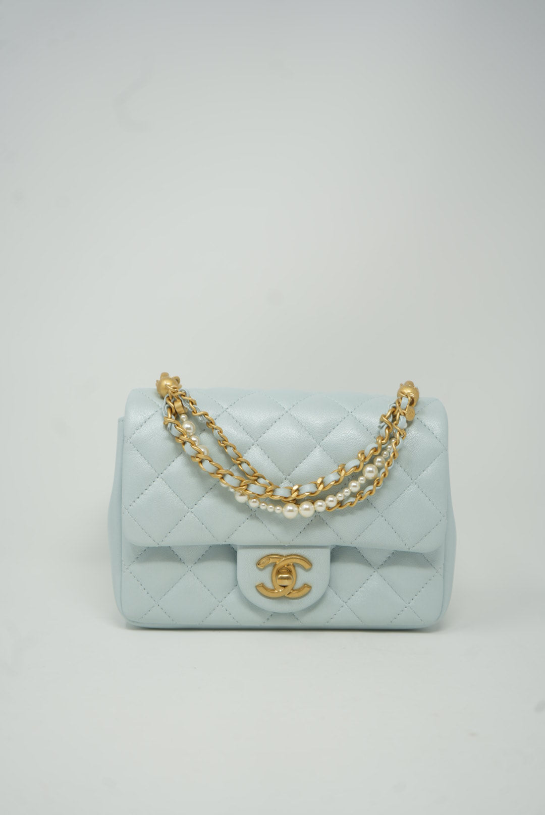 Pre-Owned Chanel 24P Mini Square Flap Bag Chain Pearl