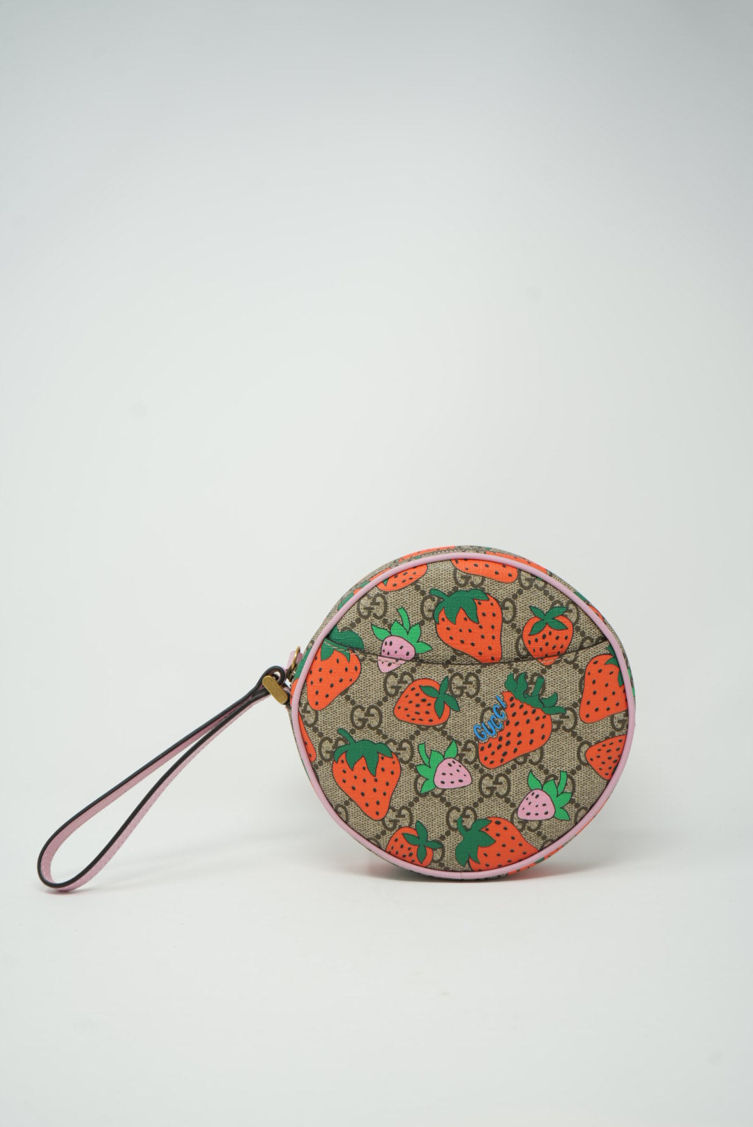 GUCCI GG Supreme Strawberry Pouch