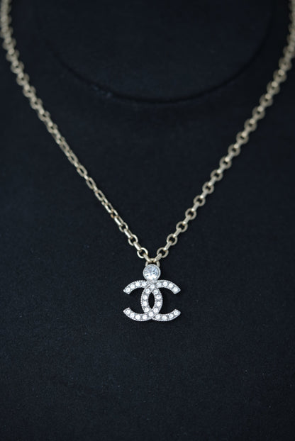 Pre-owned Chanel CC Rhinestone Necklace 2023