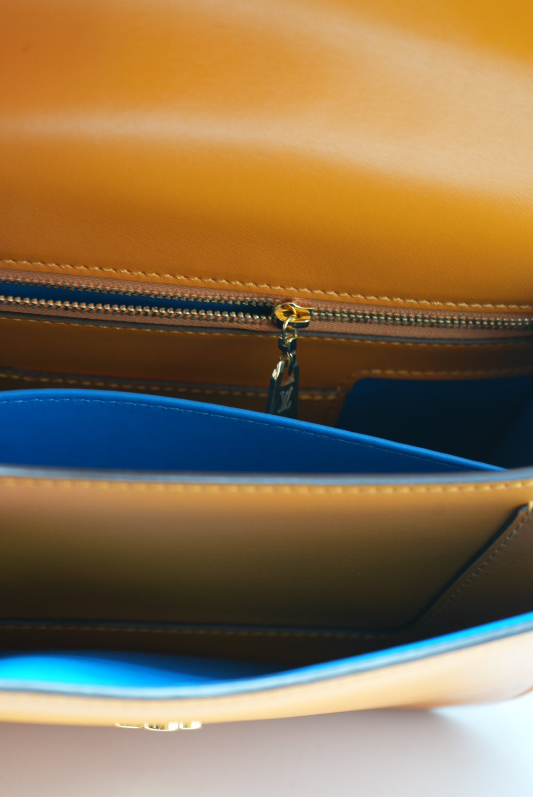 LOUIS VUITTON Smooth Calfskin Pont 9 Handbag