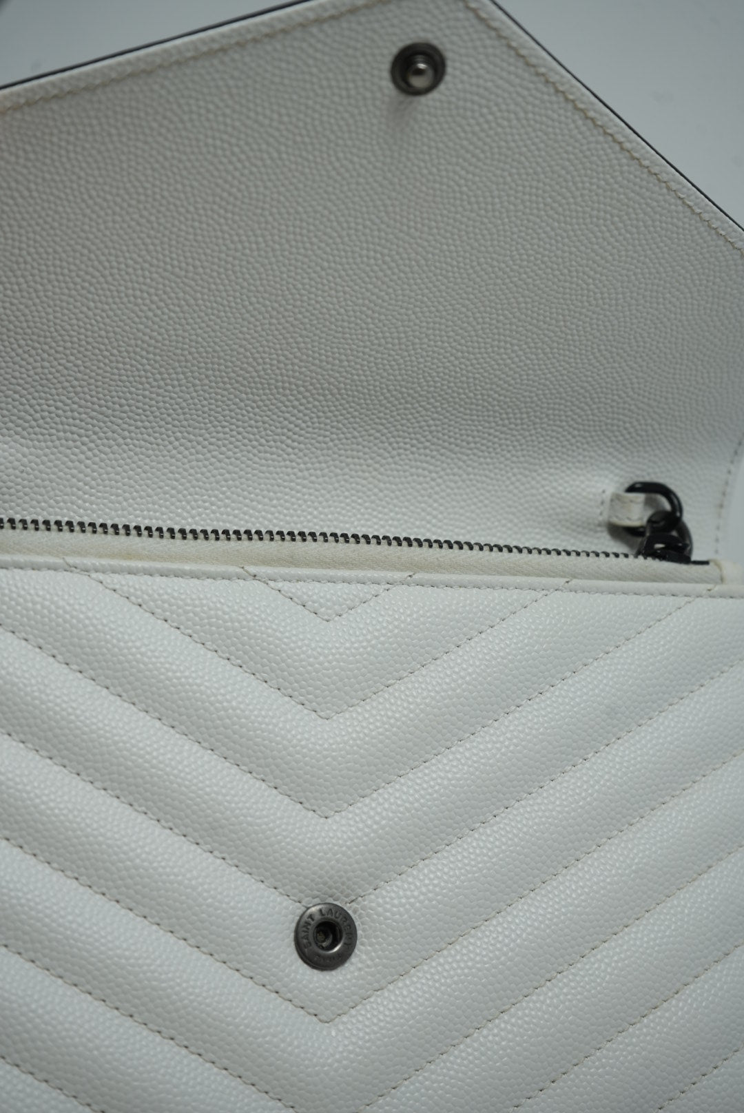 SAINT LAURENT Caviar ENVELOPE WOC