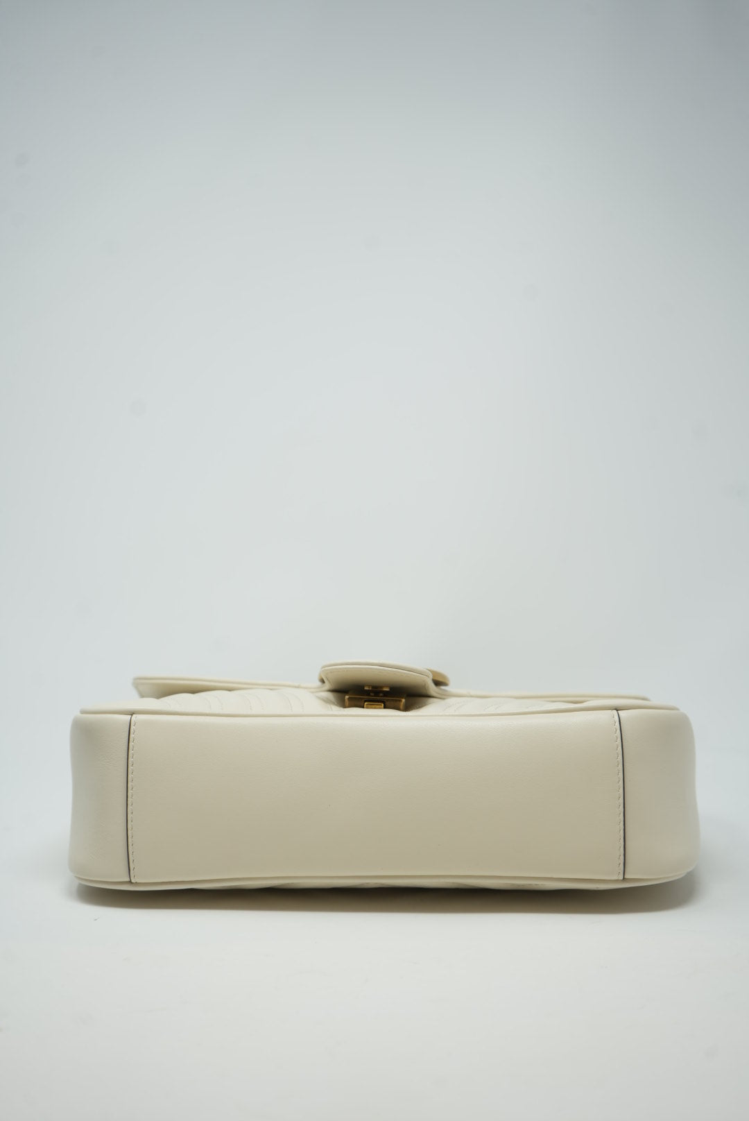 Gucci GG white marmont Medium Shoulder Bag