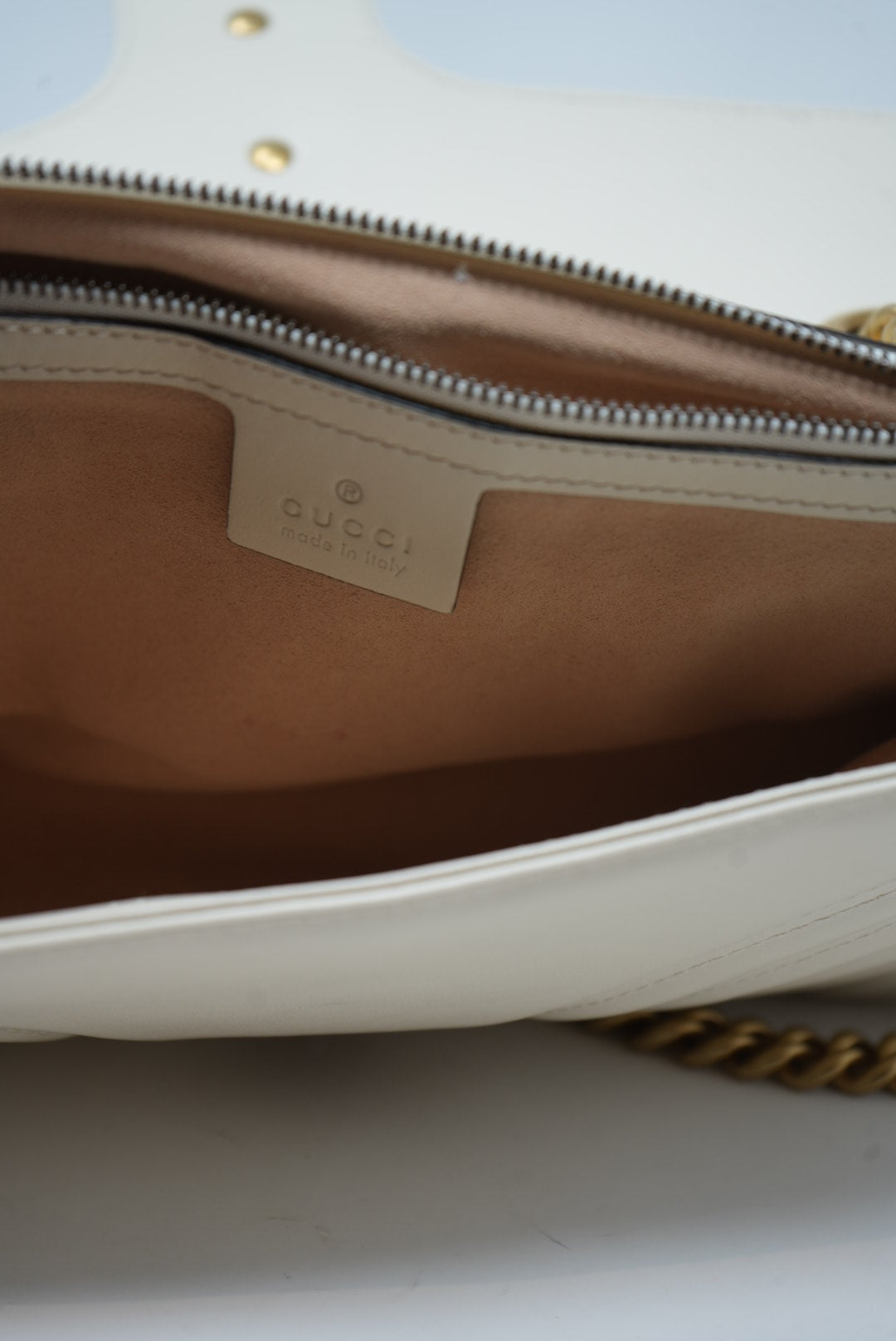 Gucci GG white marmont Medium Shoulder Bag