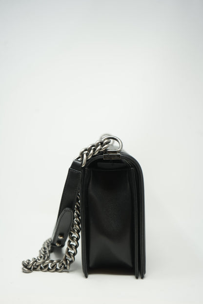 Pre-Owned Chanel LARGE BOY HANDBAG Black 2014
