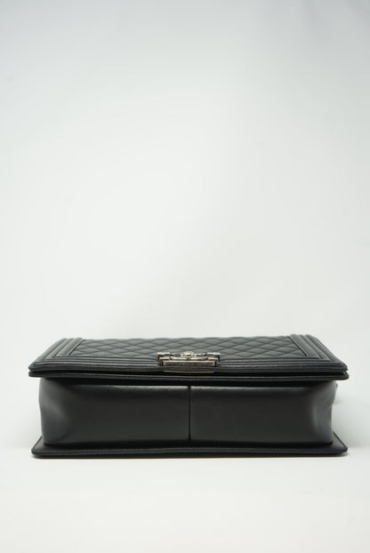 Pre-Owned Chanel LARGE BOY HANDBAG Black 2014