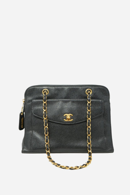 Pre-Owned Chanel Black Caviar Shoulder Bag zipper replaced