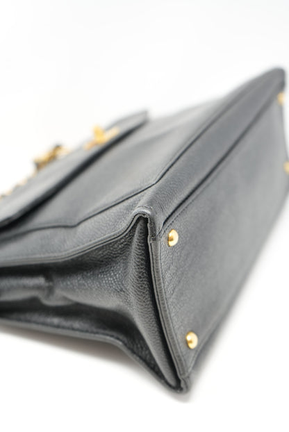 Pre-Owned Chanel Black Caviar Shoulder Bag zipper replaced