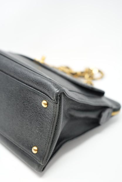 Pre-Owned Chanel Black Caviar Shoulder Bag zipper replaced