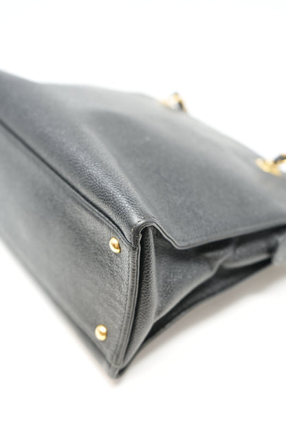 Pre-Owned Chanel Black Caviar Shoulder Bag zipper replaced