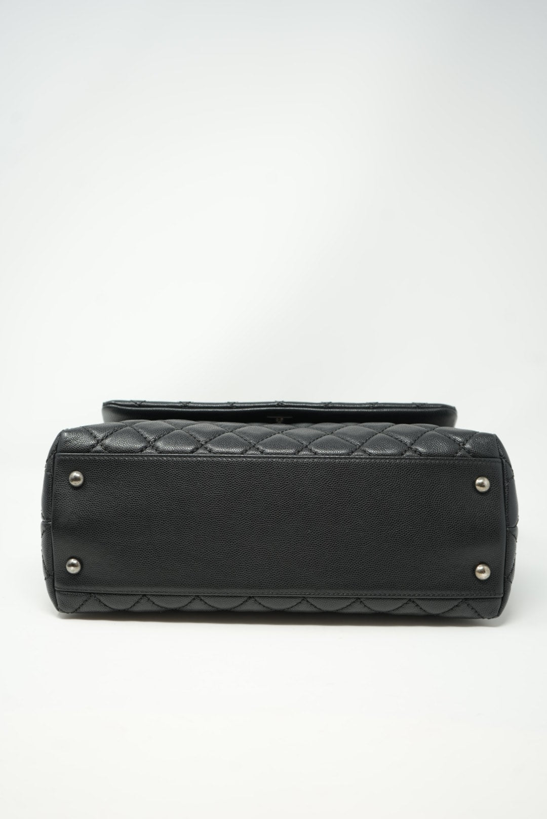 Pre-Owned Chanel Caviar Coco Handle Lizard Small