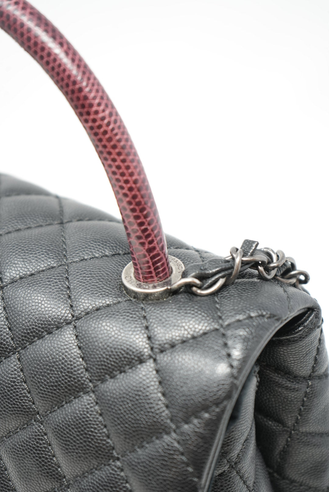 Pre-Owned Chanel Caviar Coco Handle Lizard Small