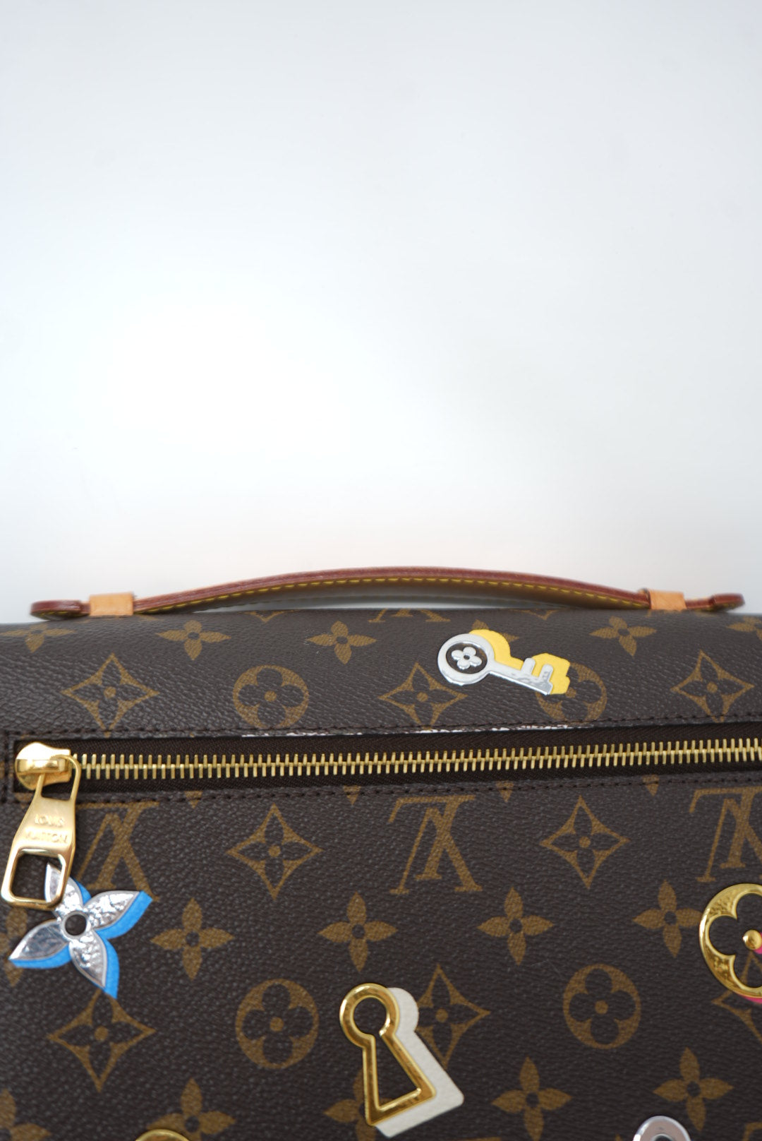 Louis Vuitton 2018 Metis Love Lock Handbag
