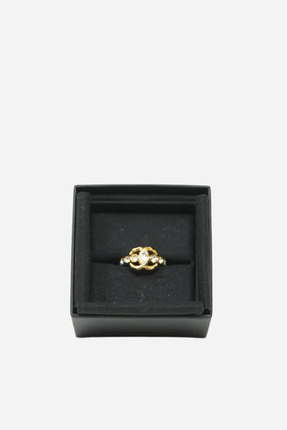 Pre-Owned Chanel Coco Mark Cruise Ring W/box