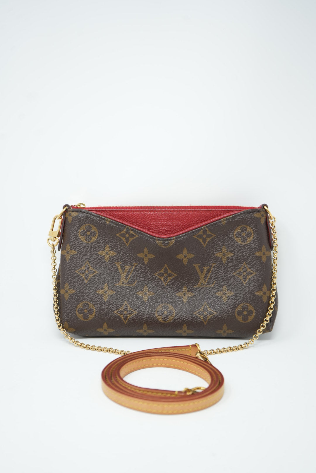 LOUIS VUITTON Monogram Pallas Clutch 2017