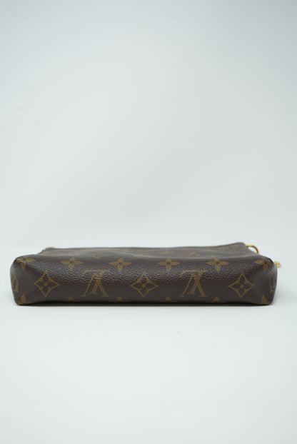 LOUIS VUITTON Monogram Pallas Clutch 2017