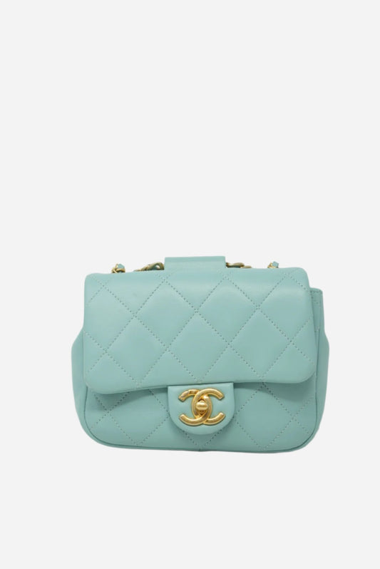 Pre-Owned CHANEL Lambskin Mini Flap Handle Bag 2019