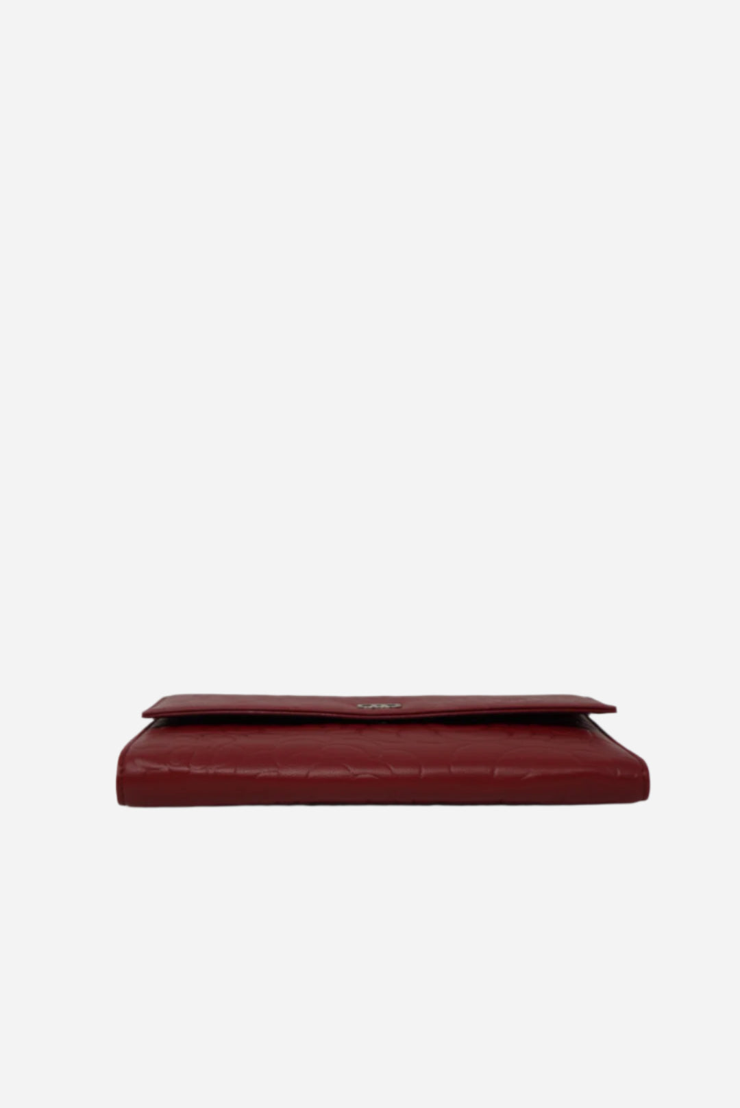 Pre-Owned Chanel 2011-2012 Camellia Embossed Leather Wallet