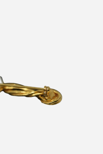 Pre-Owned Chanel Faux Pearl Brooch