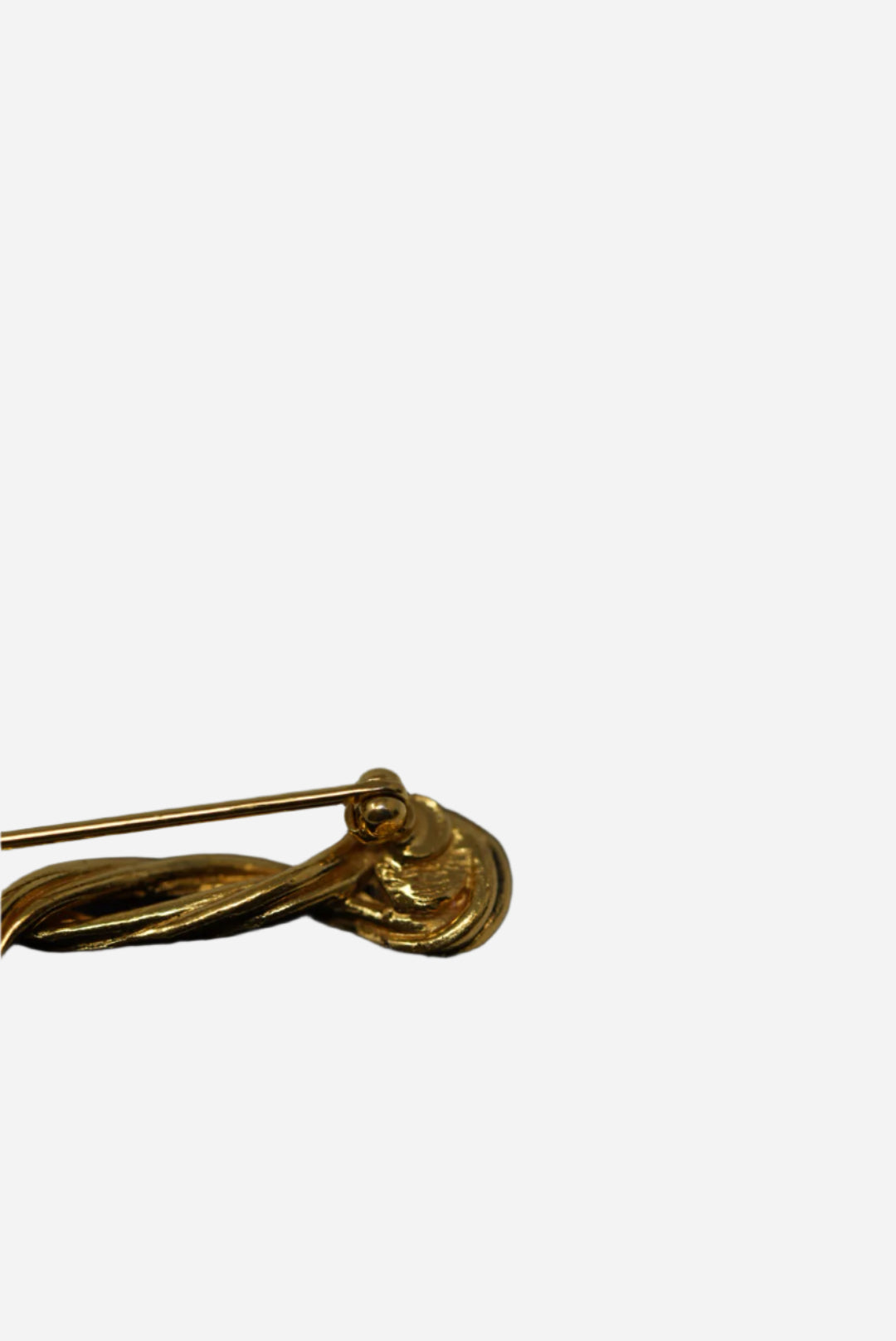 Pre-Owned Chanel Faux Pearl Brooch
