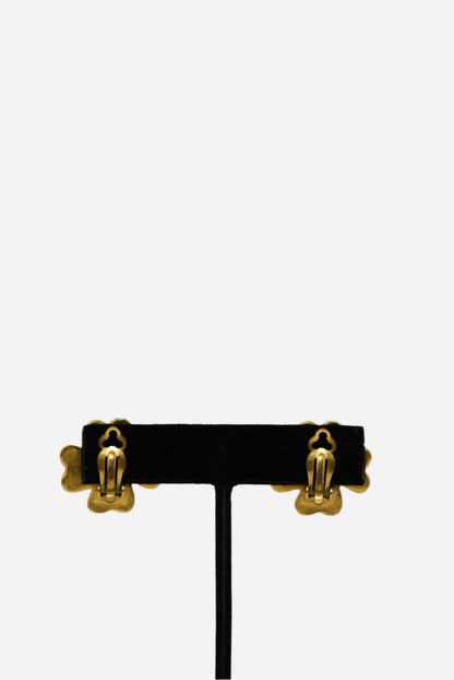 Pre-Owned Chanel 1995 Clover Earrings Clip-On