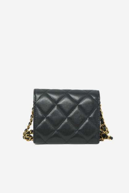 Pre-Owned Chanel Card Holder With Chain 2023
