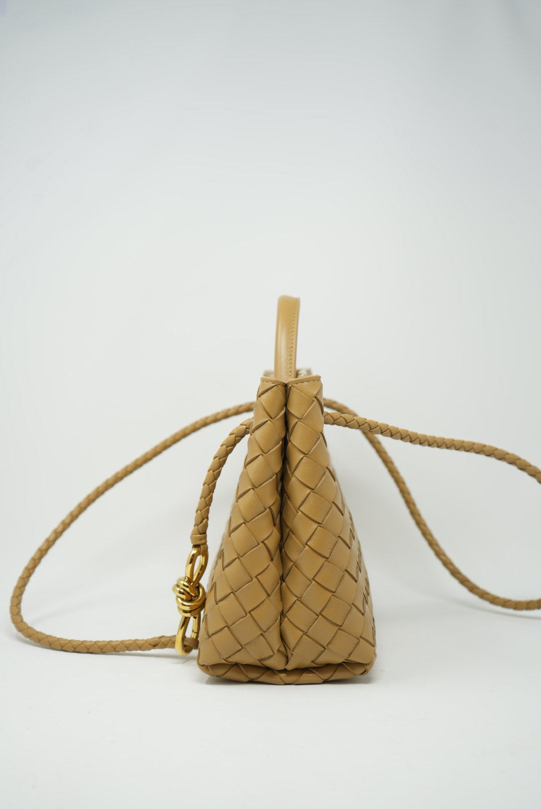 Pre-owned Bottega Veneta Small Andiamo Leather Praline