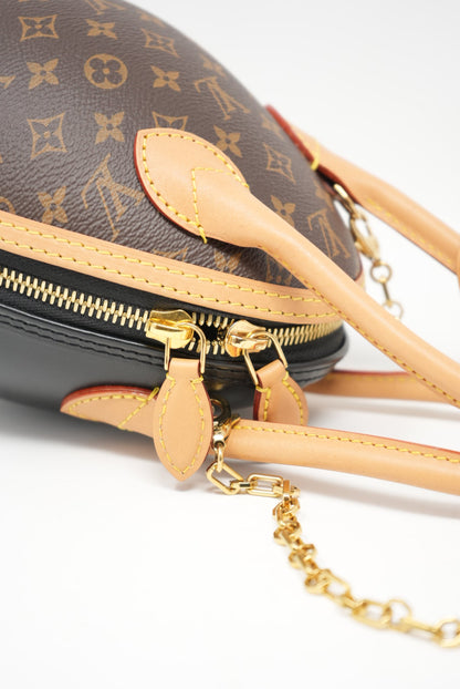 LOUIS VUITTON Monogram Egg Bag 2022