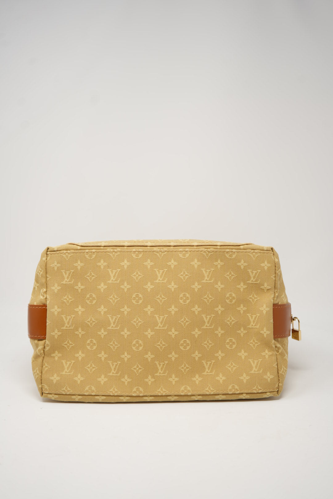 Louis Vuitton 2005 Monogram Canvas Handbag