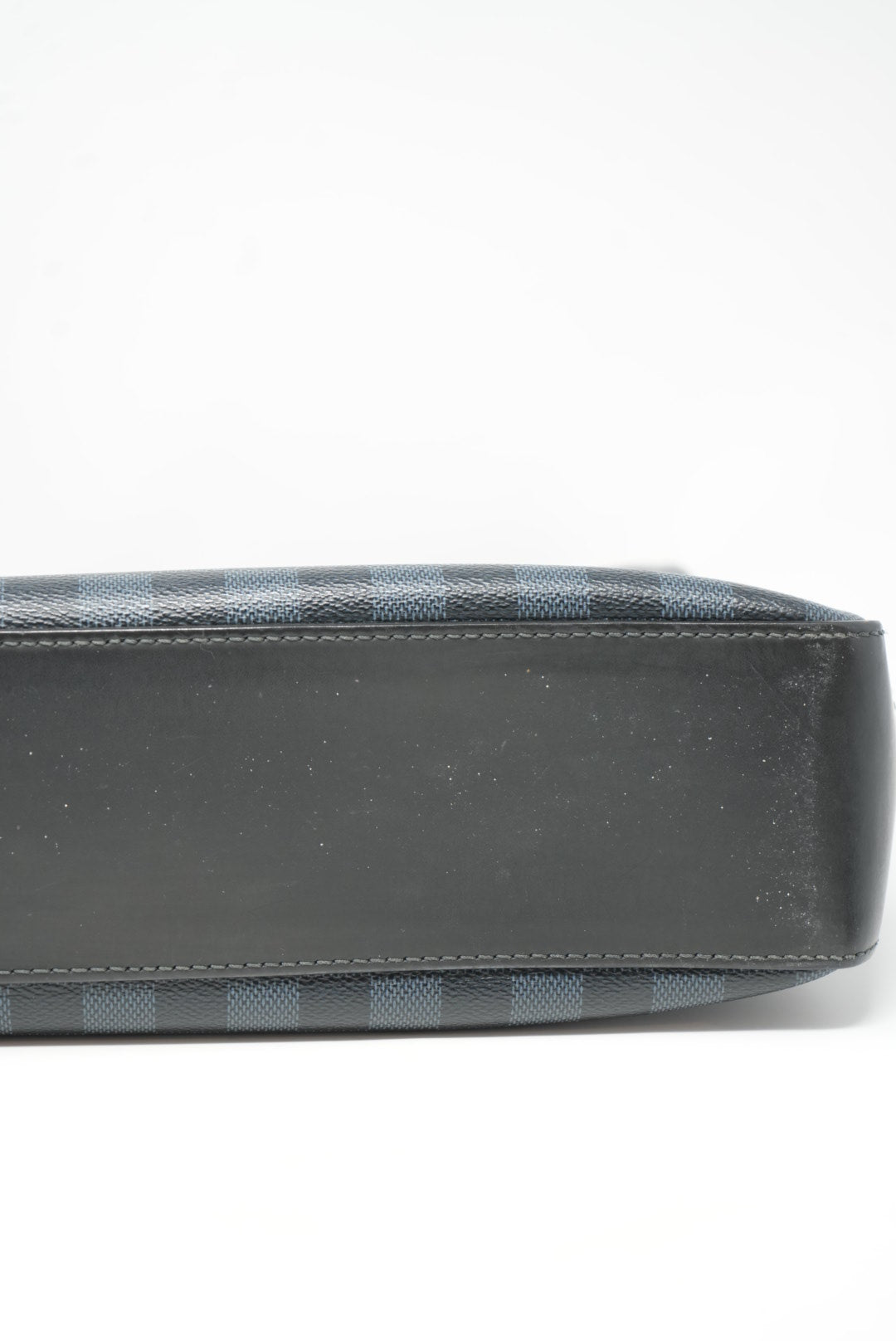Louis Vuitton Damier Messenger Bag 2014