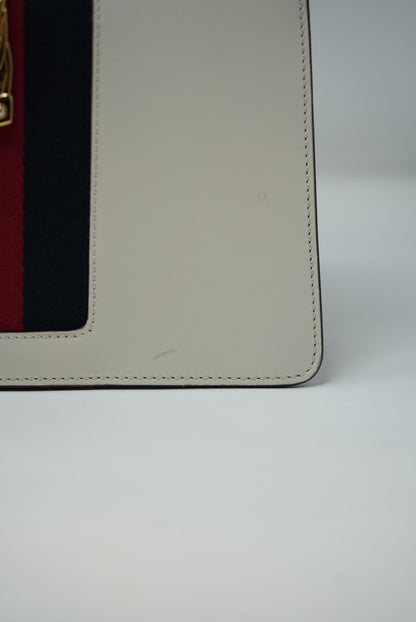 Gucci Floral Embroidered Sylvie Bag