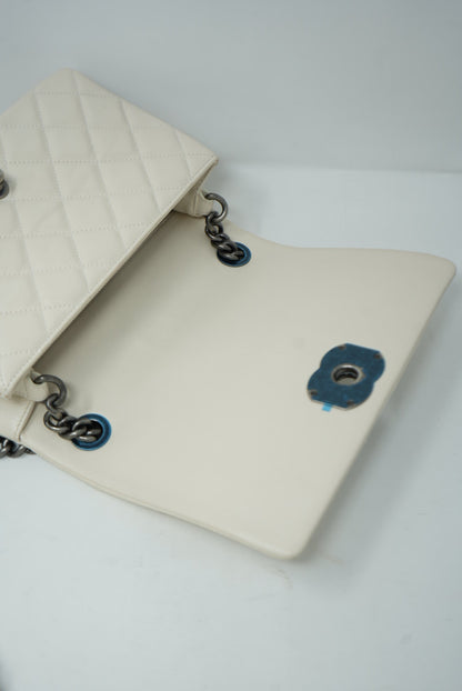 Pre-Owned Chanel Caviar Flap Bag 2015-2016