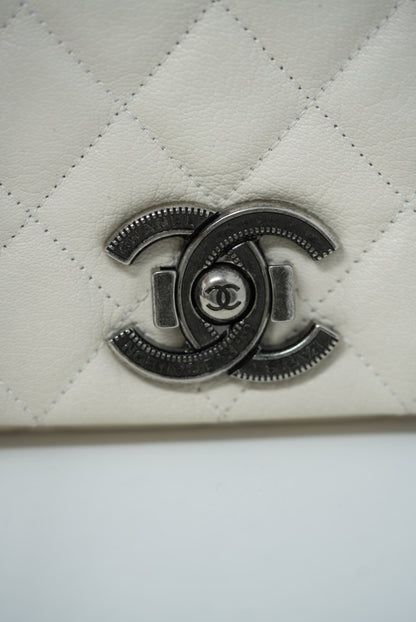 Pre-Owned Chanel Caviar Flap Bag 2015-2016