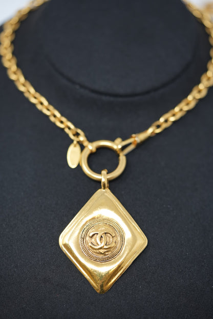 Pre-owned Chanel Rhombus Necklace