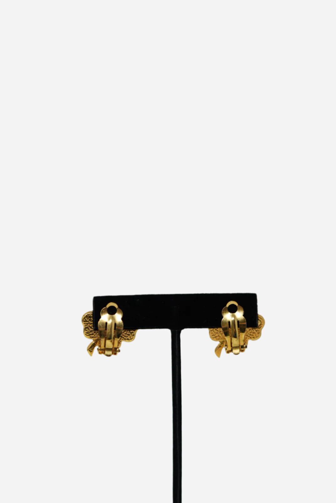 Pre-owned Chanel 2003 Leaf Orange Earrings