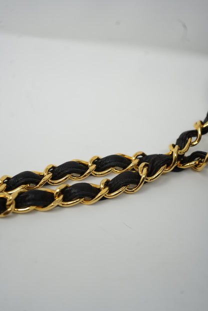Pre-Owned Chanel Maxi 30 1994-1996